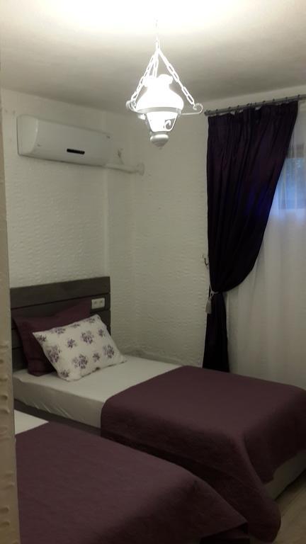 Bizim Ev Hotel (Adults Only) Alaçatı Exteriör bild